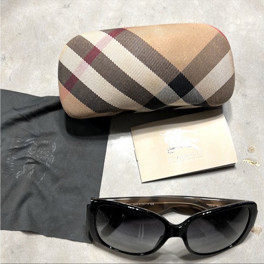 Burberry Sunglasses